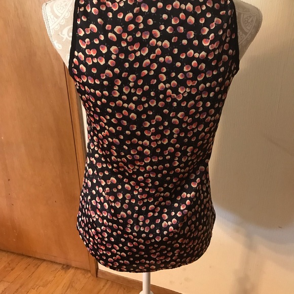 Lush sleeveless ruffled blouse, size Medium - Picture 2 of 3